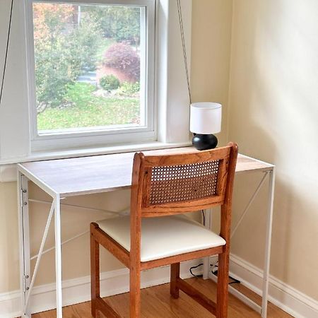 7 Mins Drive To Yale, Large Fenced Yard Villa Ню Хейвън Екстериор снимка