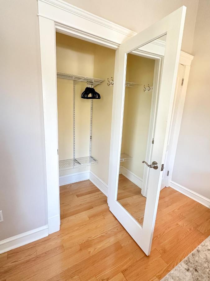 7 Mins Drive To Yale, Large Fenced Yard Villa Ню Хейвън Екстериор снимка